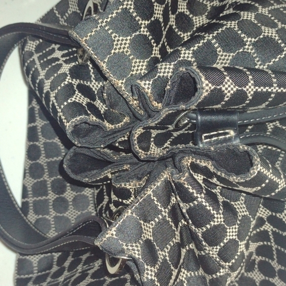 KATE SPADE BLACK WHITE SIGNATURE LOGO DRAWSTRING BUCKET HANDBAG - Picture 12 of 12